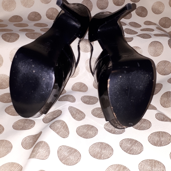 Worn once - Picture 3 of 3